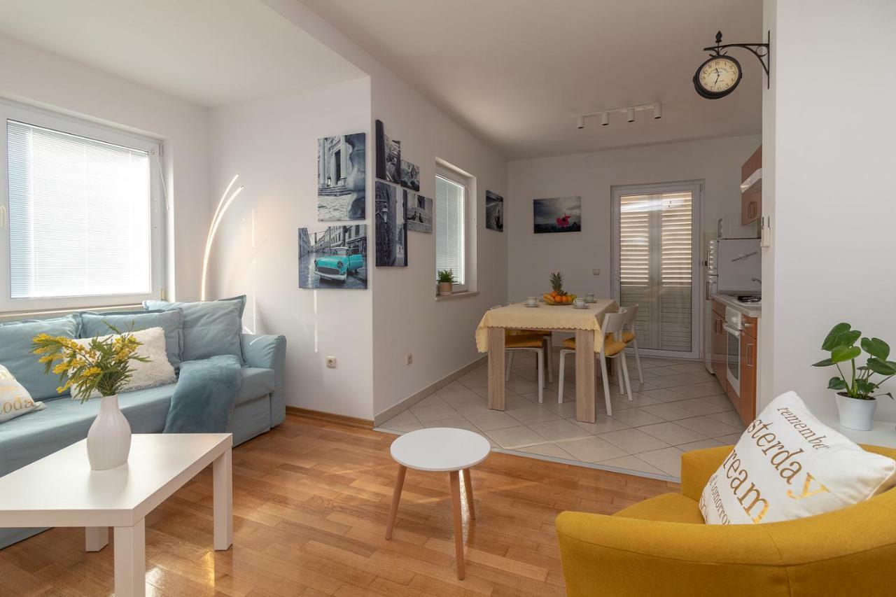 Leilighet Nik - Cosy And Stylish *